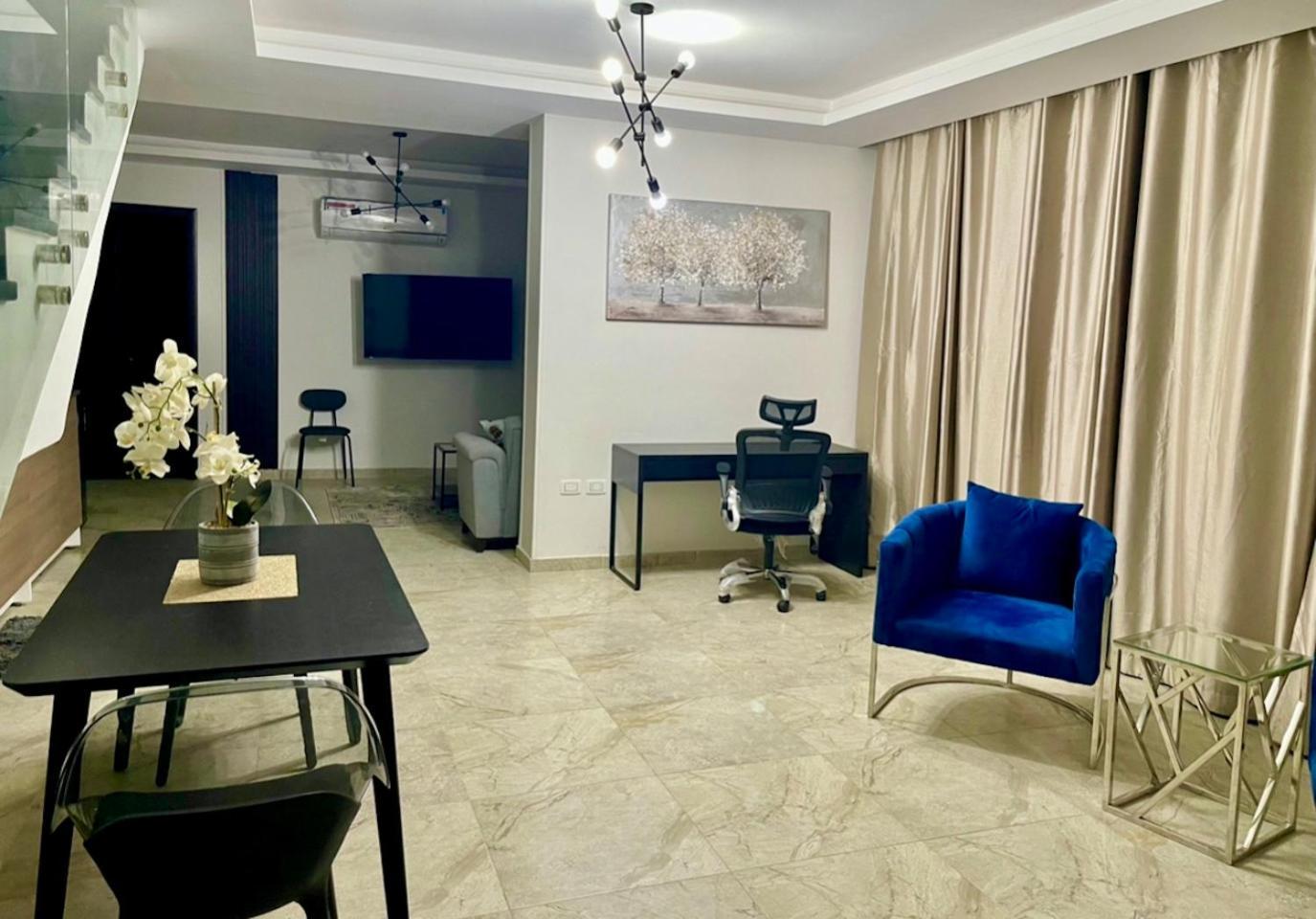 Z Pentloft Apartment Cairo